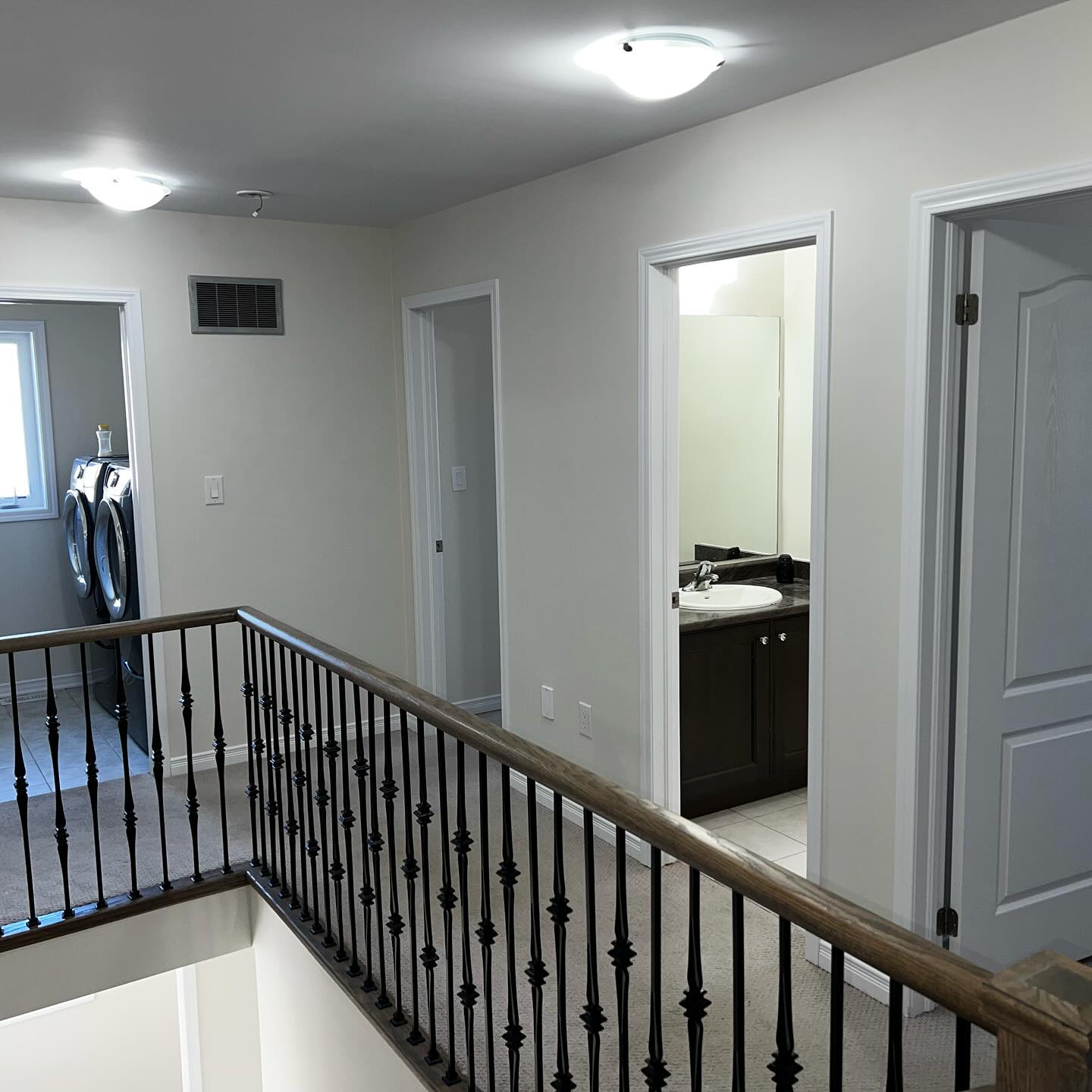 Hallway/corridor - freshly painted